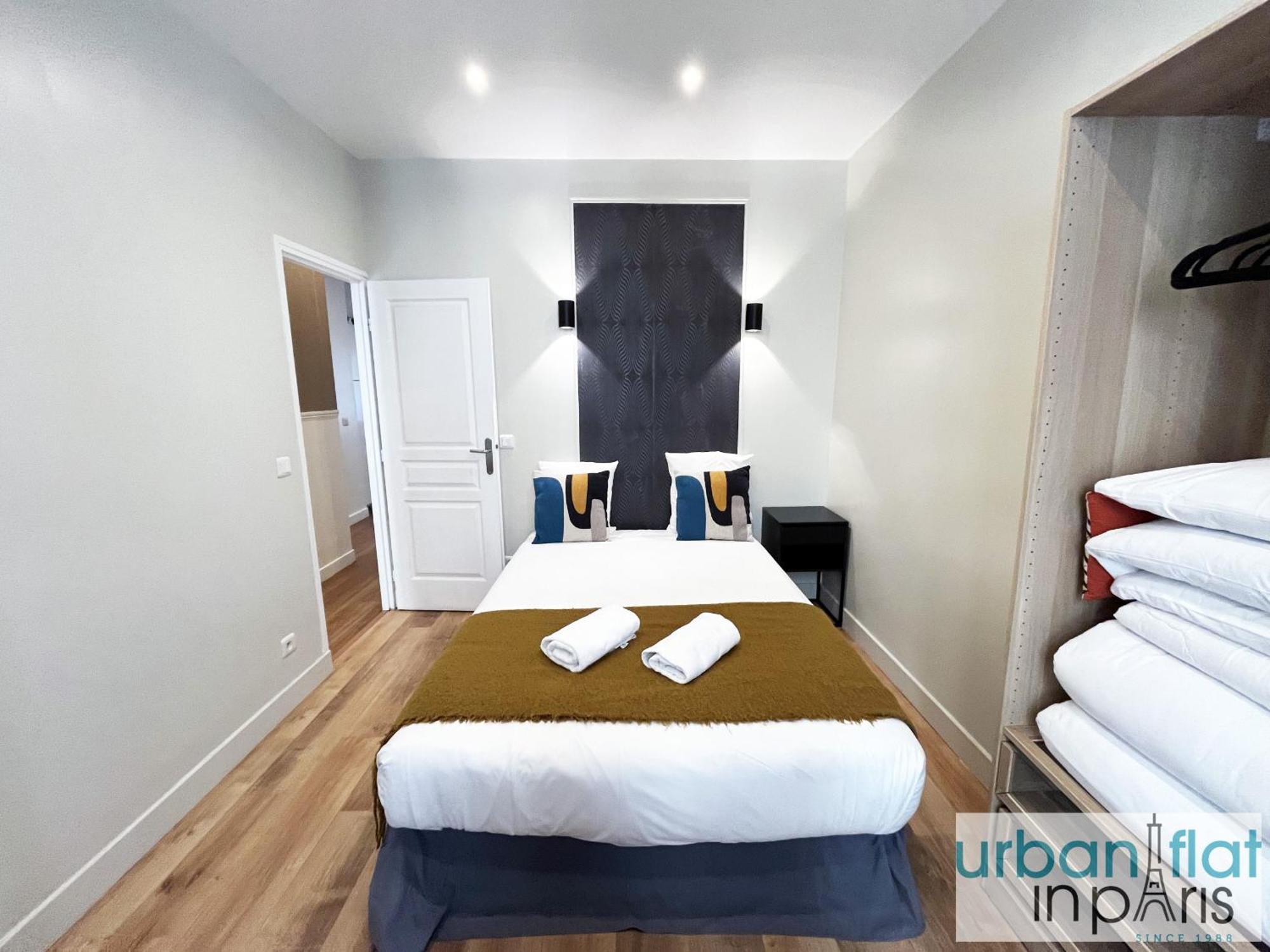 23 - Charming Parisian Flat In Appartement Parijs