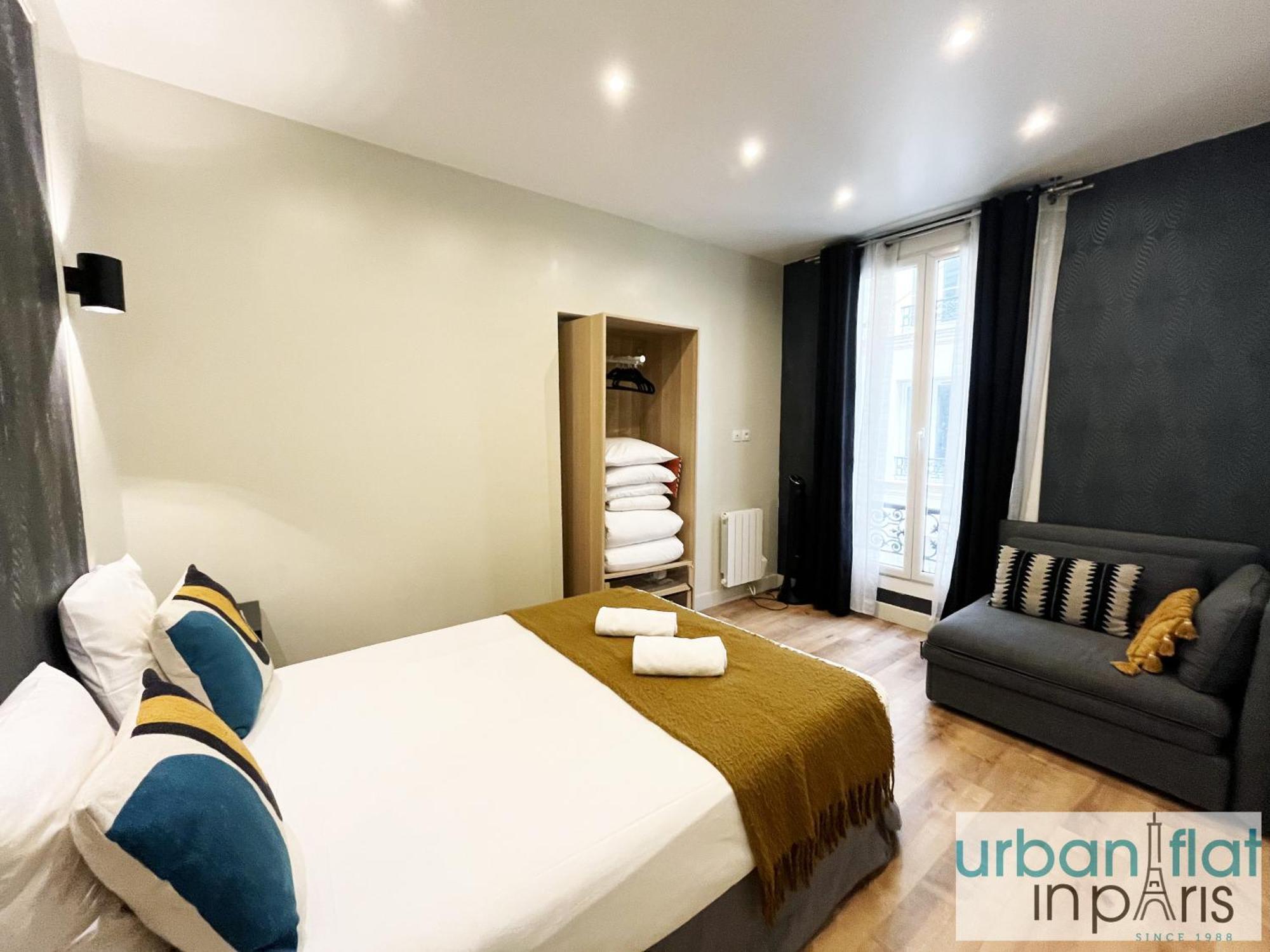 23 - Charming Parisian Flat In Appartement Parijs