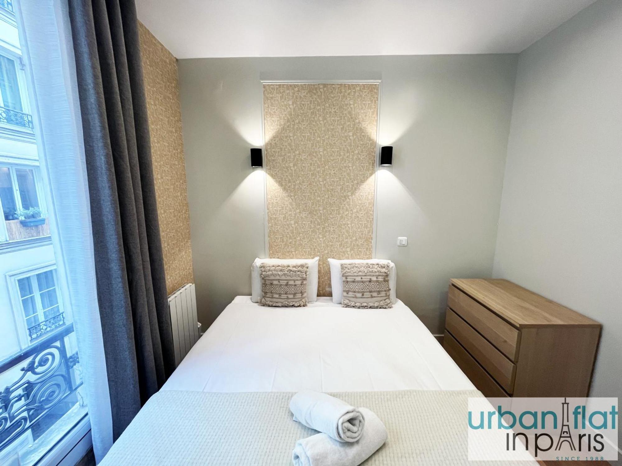 23 - Charming Parisian Flat In * Parijs